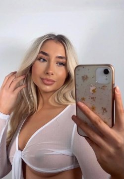 LaceBae from New York,United States
